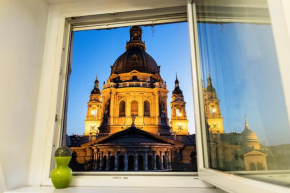 Helena apartment with view on St. Stephan's Basilica